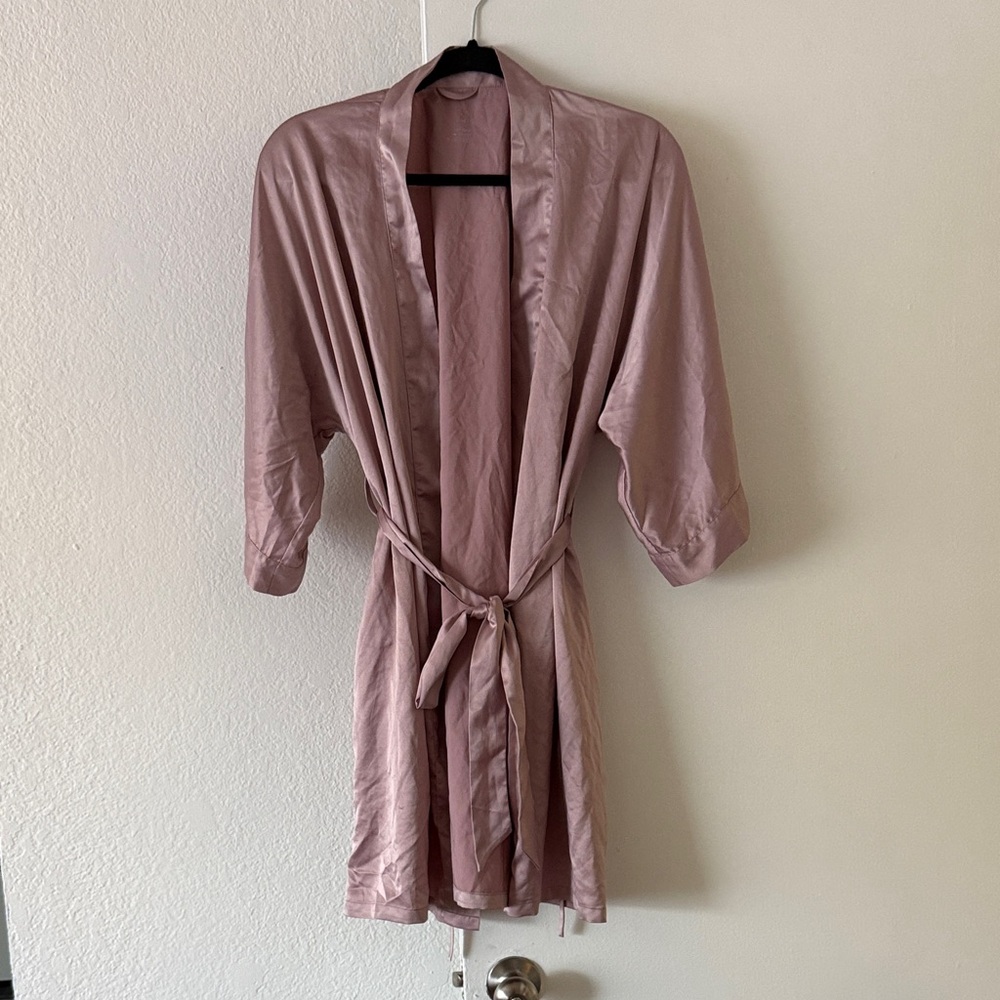 Soft Satin Short Robe in Mauve with Waist Tie